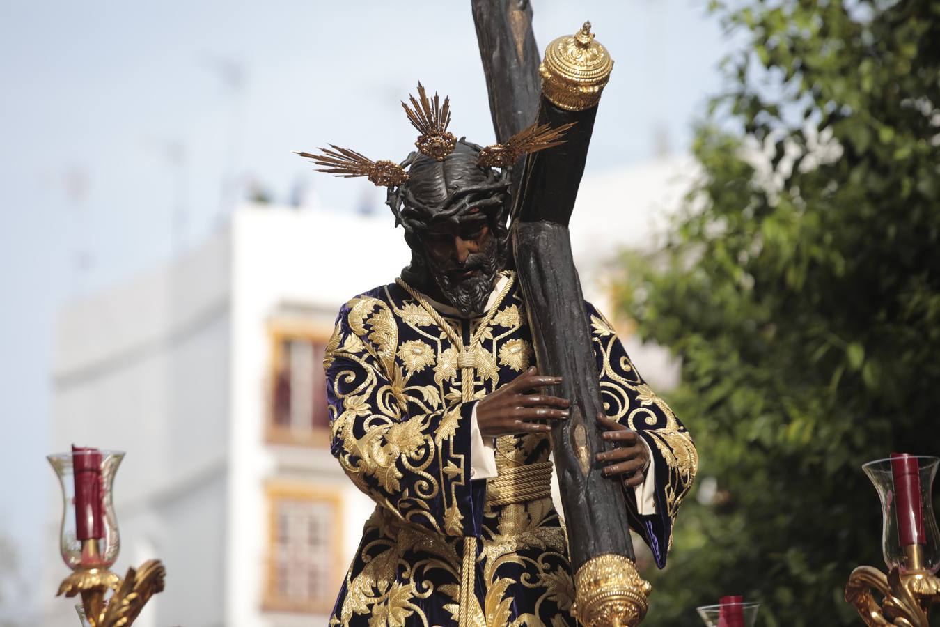 El Vía Crucis del Consejo de Hermandades y Cofradías de Sevilla, en imágenes