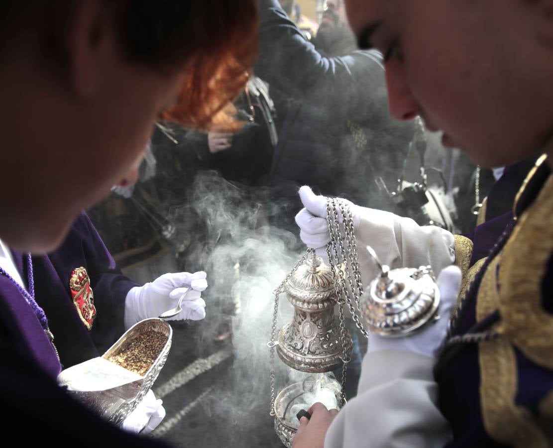 El Vía Crucis del Consejo de Hermandades y Cofradías de Sevilla, en imágenes