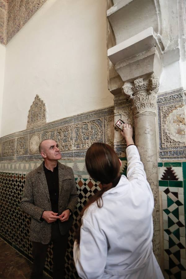 Visita a los trabajos de restauración de las yeserías del Real Alcázar