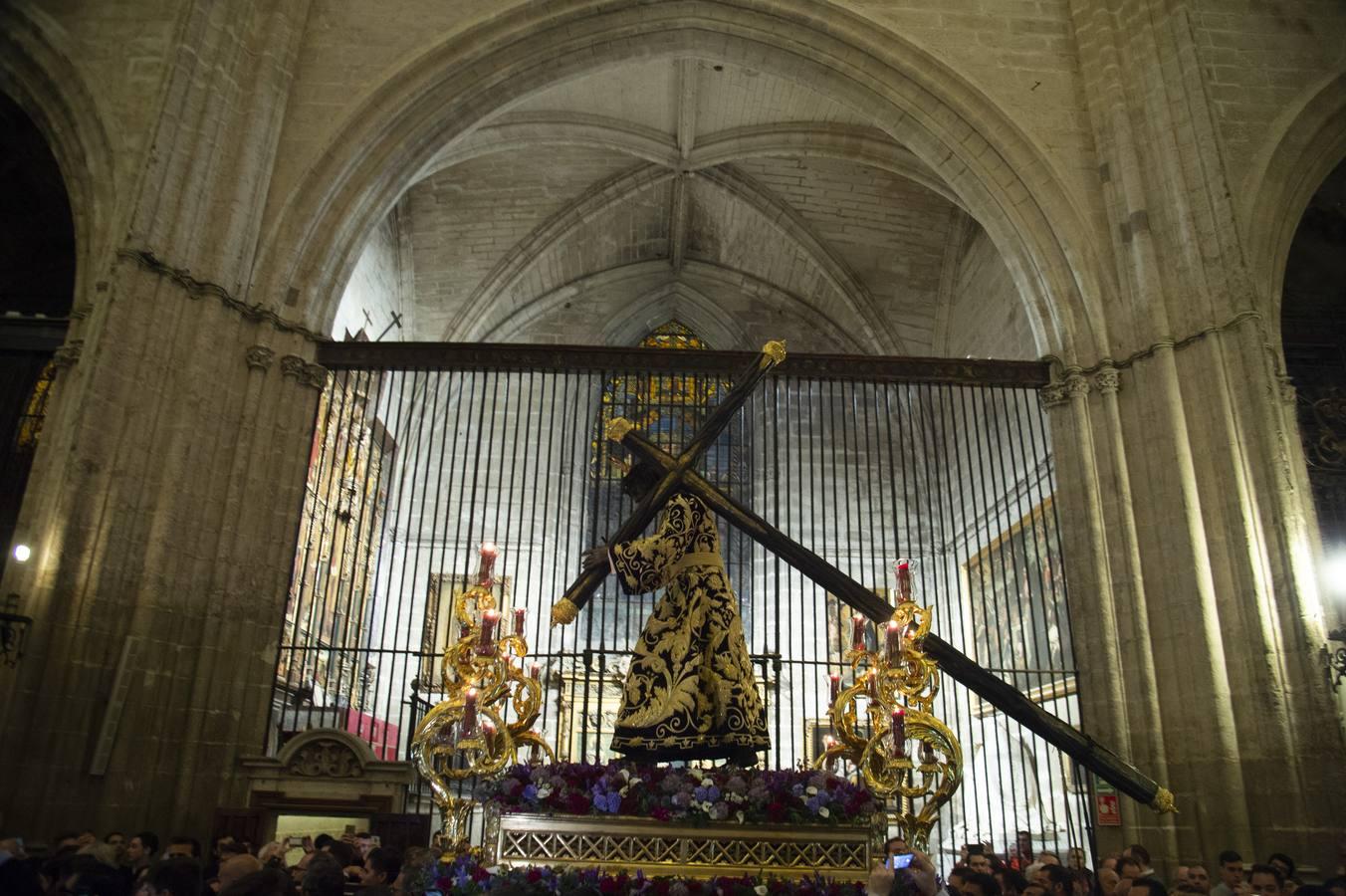 Los detalles del Vía Crucis de las Cofradías