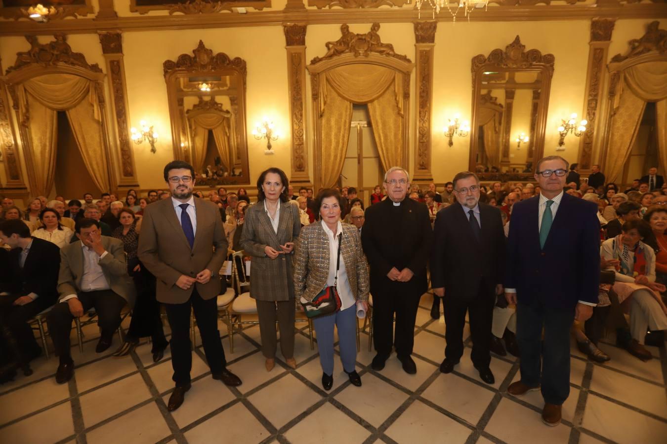 La conferencia de Ángeles Raya en El Templo de Córdoba, en imágenes