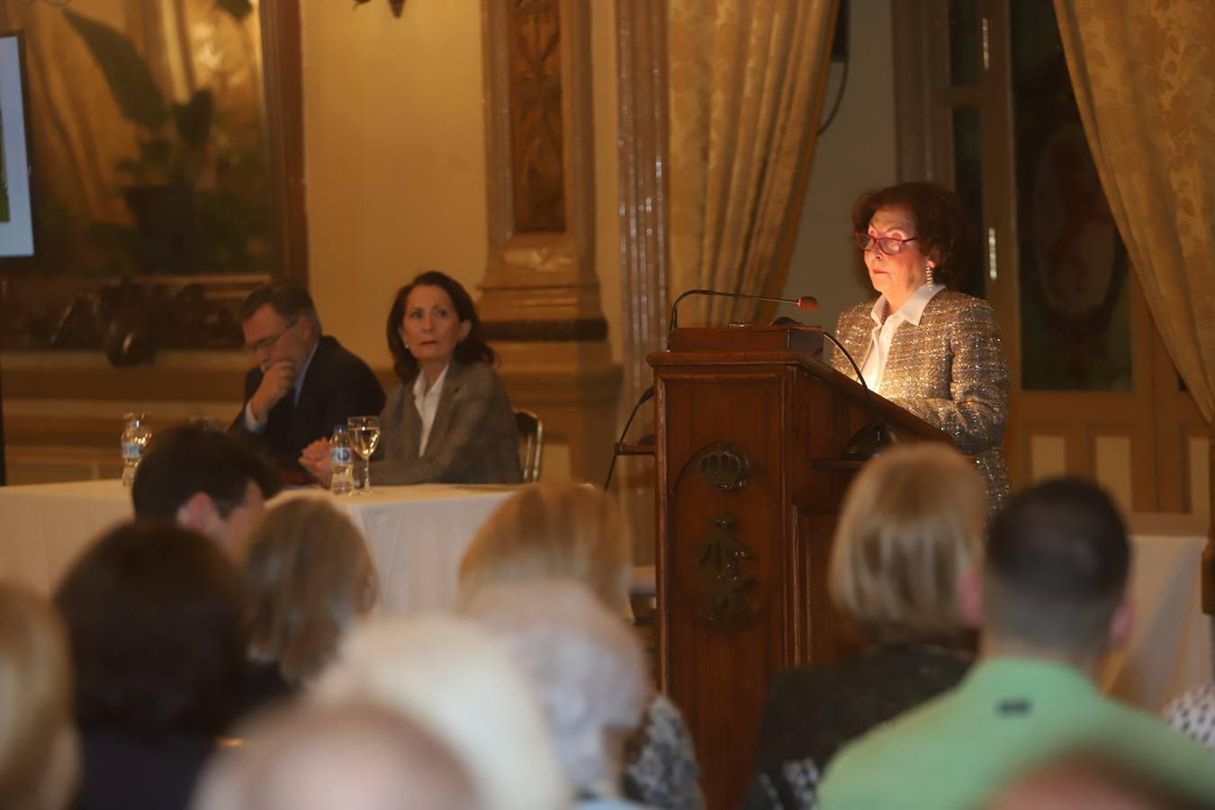 La conferencia de Ángeles Raya en El Templo de Córdoba, en imágenes