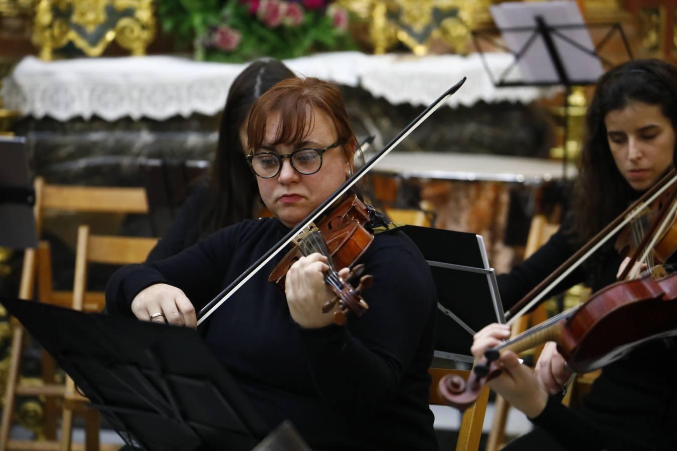 El concierto de la Orquesta y Coro de la Catedral de Córdoba en la Trinidad, en imágenes