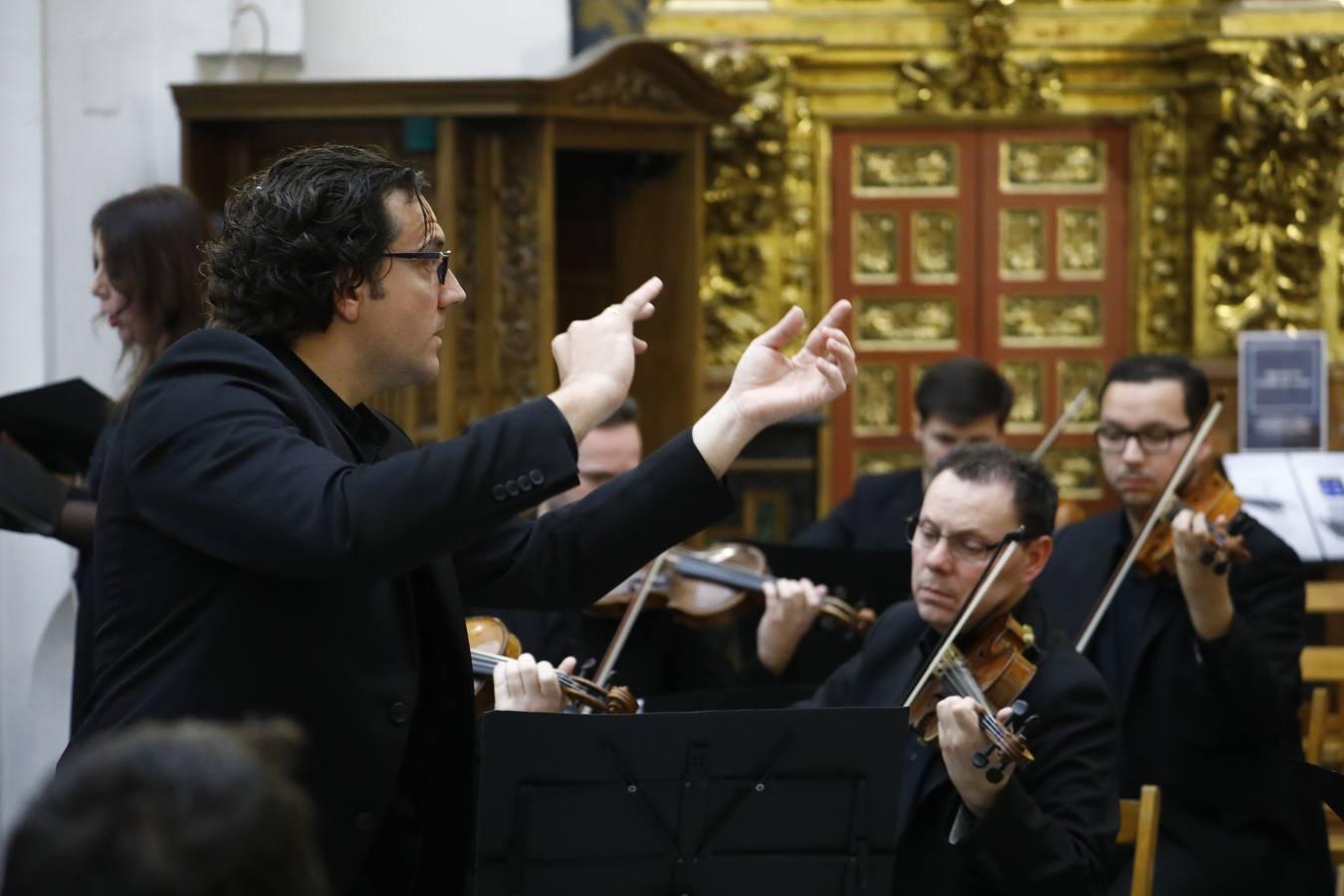 El concierto de la Orquesta y Coro de la Catedral de Córdoba en la Trinidad, en imágenes