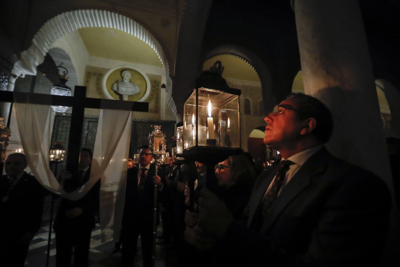 El vía crucis de la Pía Unión por la Casa de Pilatos