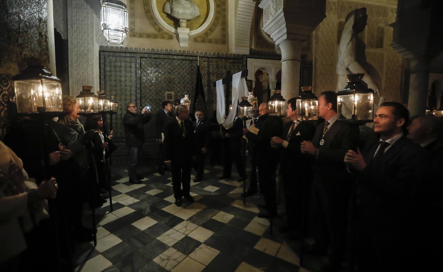 El vía crucis de la Pía Unión por la Casa de Pilatos