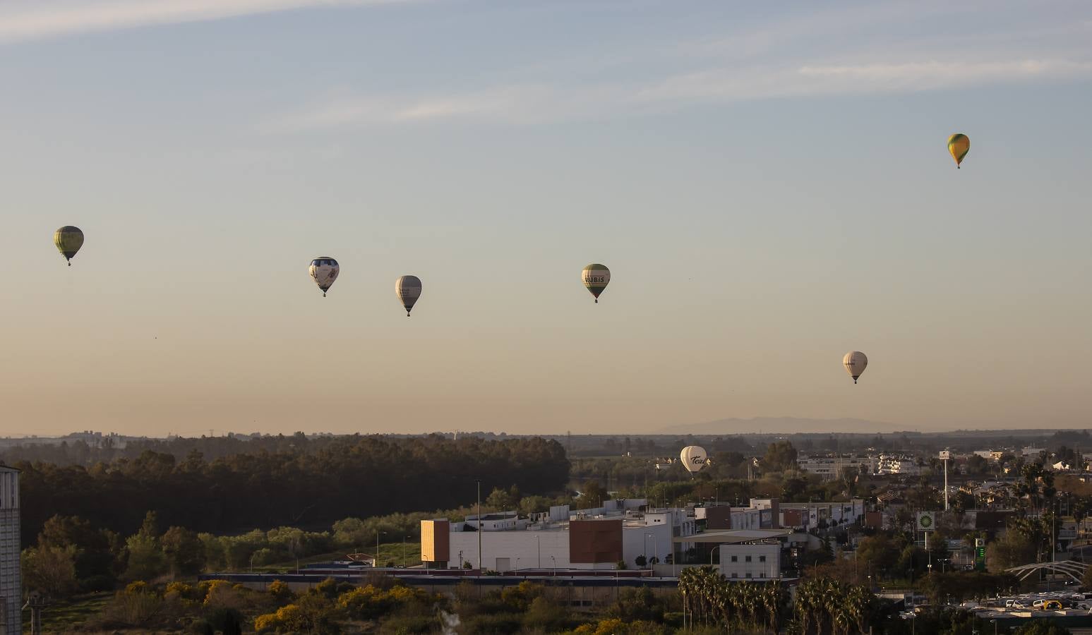 Tablada, epicentro de la XXI edición de la Copa del Rey de globos aerostáticos