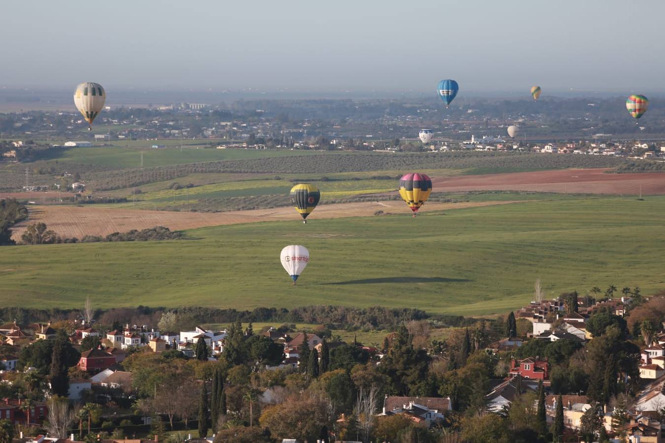 Tablada, epicentro de la XXI edición de la Copa del Rey de globos aerostáticos