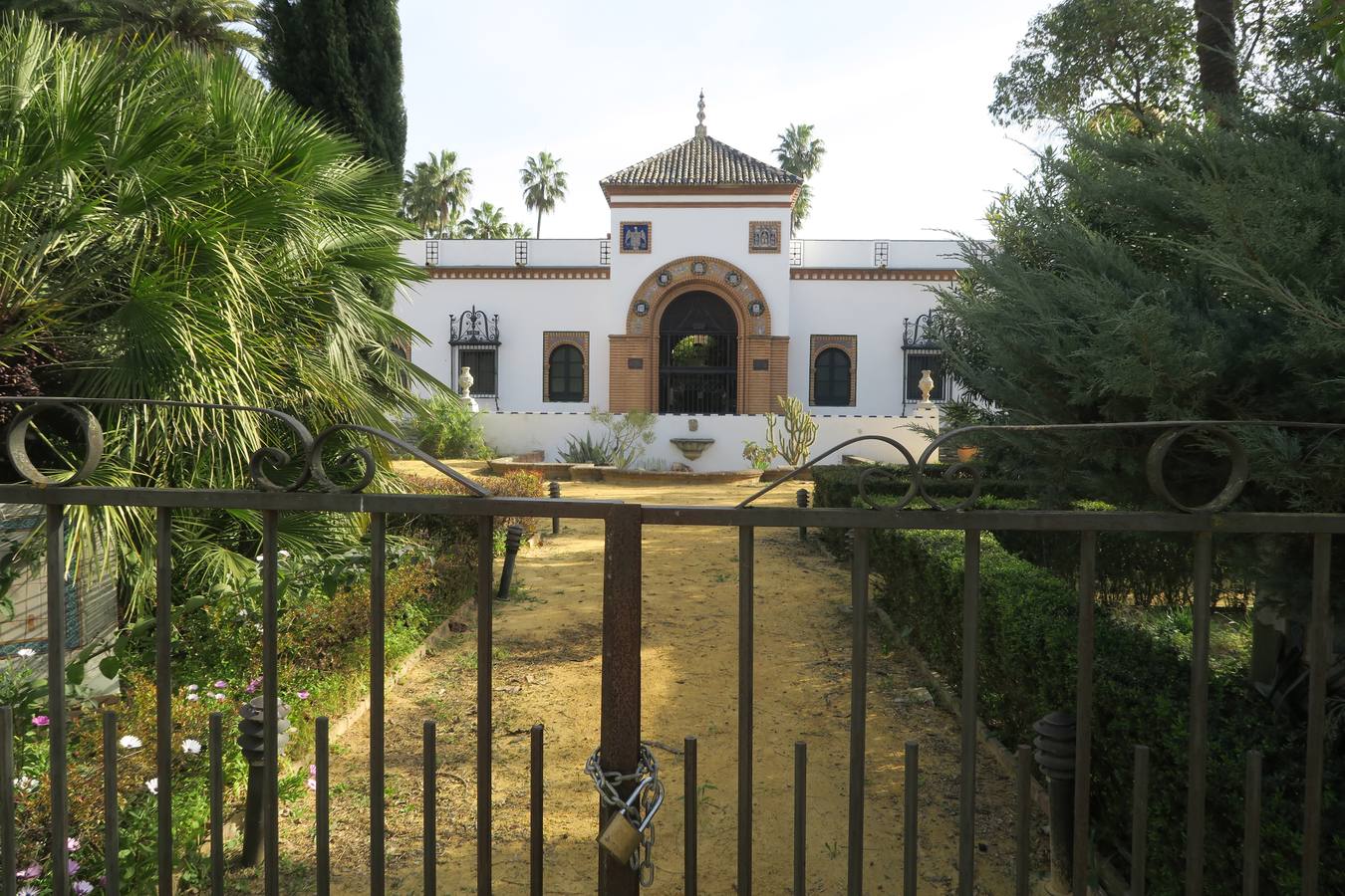 El abandono de parques y zonas verdes de Sevilla