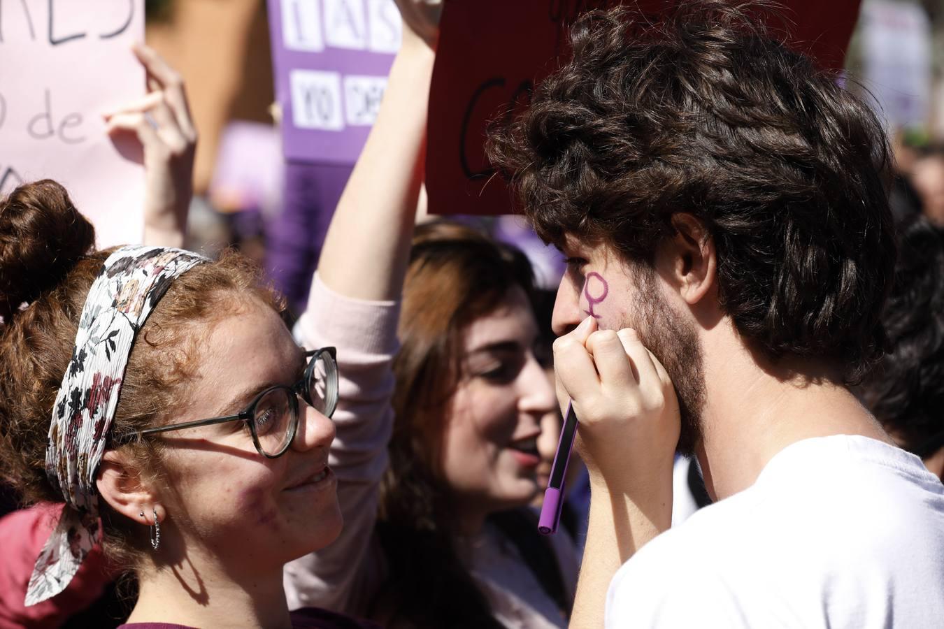 Las mejores imágenes de la manifestación del Día de la Mujer en Córdoba