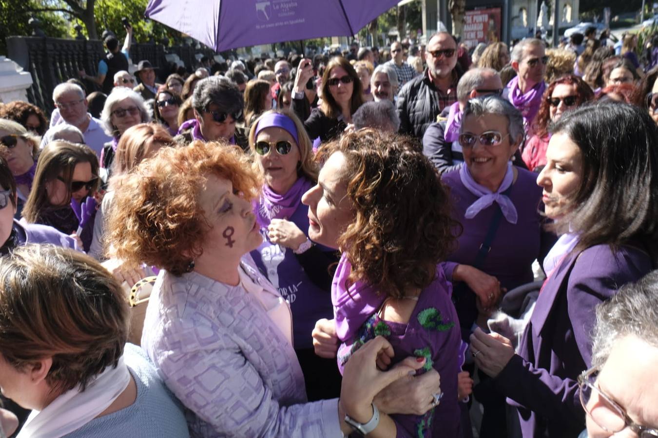 En imágenes, la marcha del Movimiento Feminista de Sevilla por el 8-M