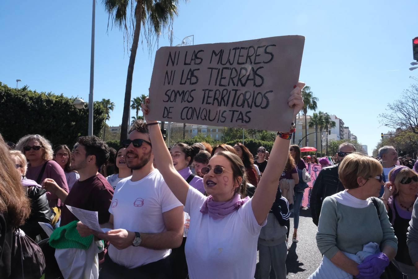 Fotos: Manifestación por el 8M en Cádiz