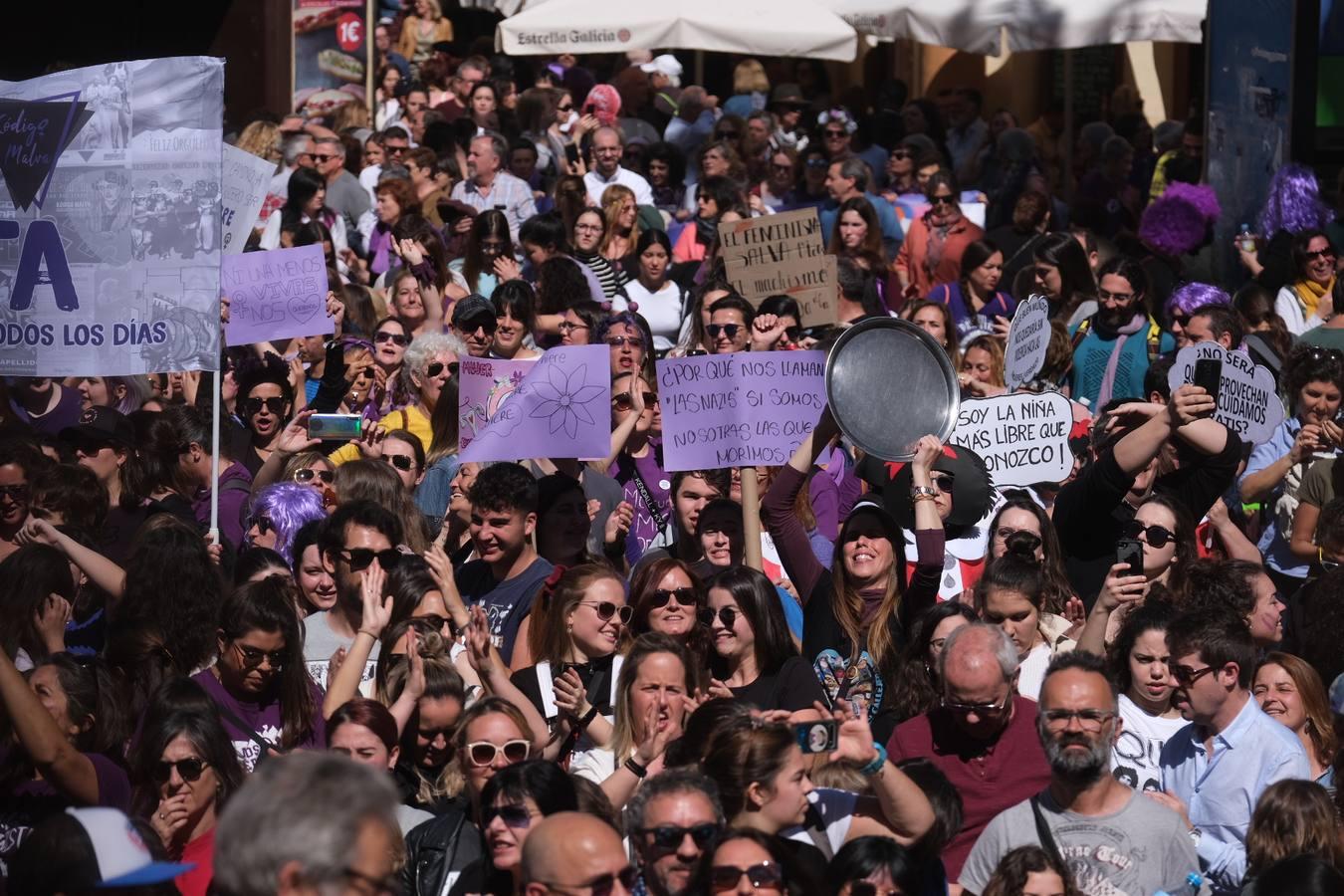 Fotos: Manifestación por el 8M en Cádiz