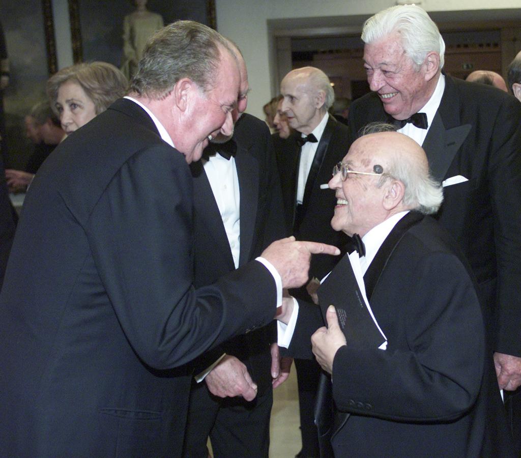 En la entrega de los Premio Cavia Luca de Tena y Mingote en 2003