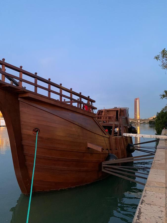 Las imágenes de la réplica de la Nao Victoria 500 en el Guadalquivir