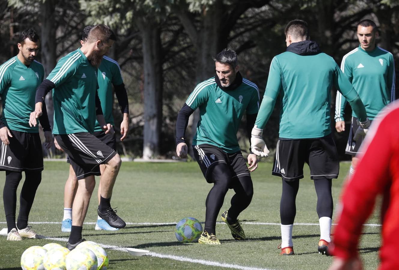 El primer entrenamiento de Juan Sabas en el Córdoba CF, en imágenes