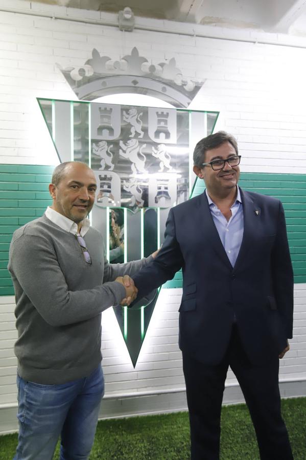 La presentación de Juan Sabas en el  Córdoba CF, en imágenes