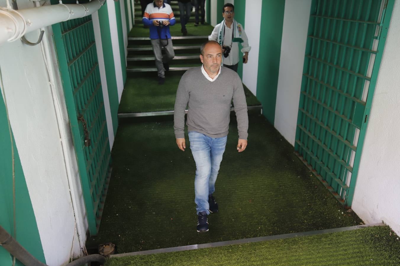 La presentación de Juan Sabas en el  Córdoba CF, en imágenes