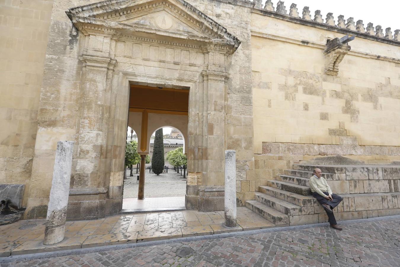 El ambiente en la Mezquita-Catedral de Córdoba hoy, en imágenes