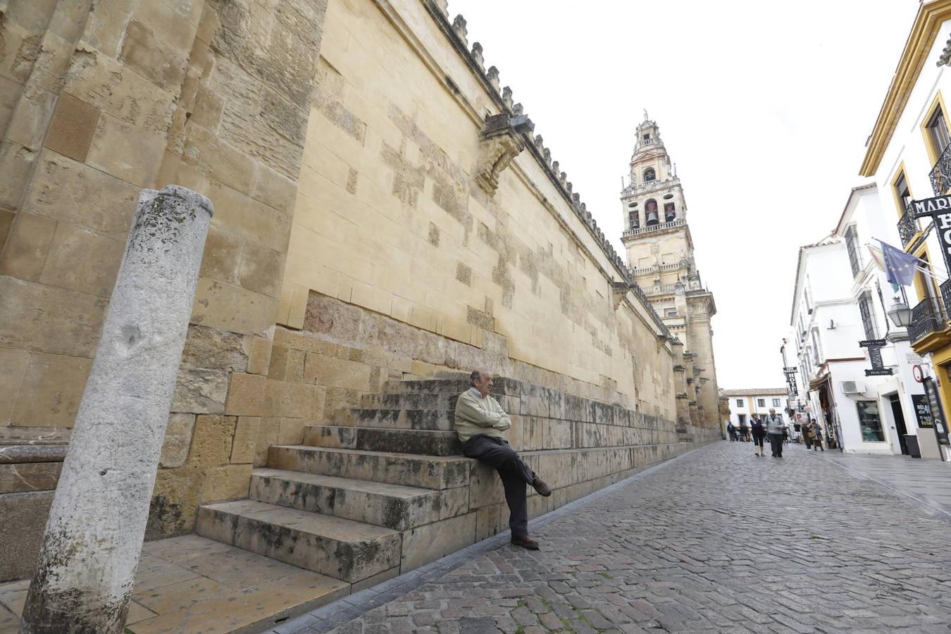 El ambiente en la Mezquita-Catedral de Córdoba hoy, en imágenes