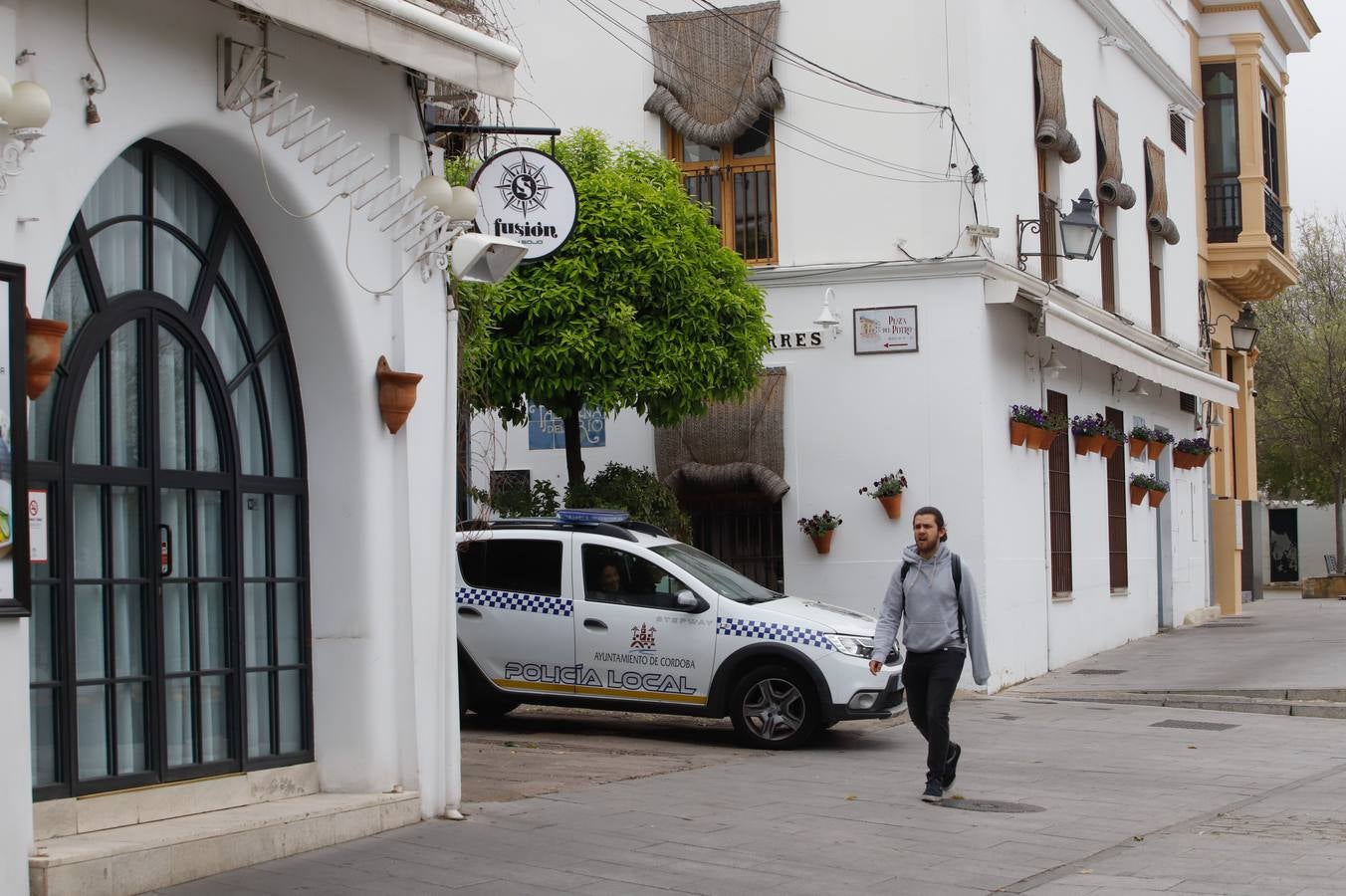 Comercios cerrados y calles vacías por el coronavirus en Córdoba