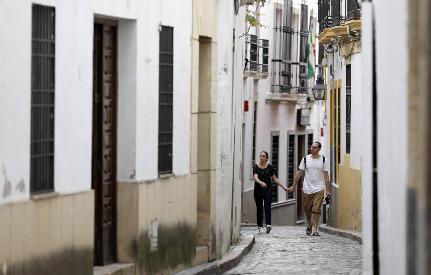 La calle Encarnación de Córdoba, en imágenes