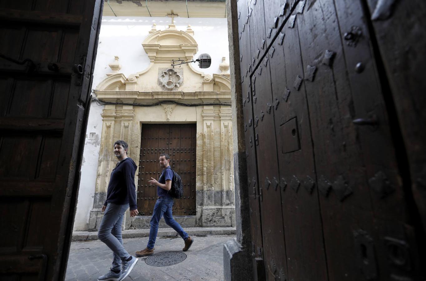 La calle Encarnación de Córdoba, en imágenes