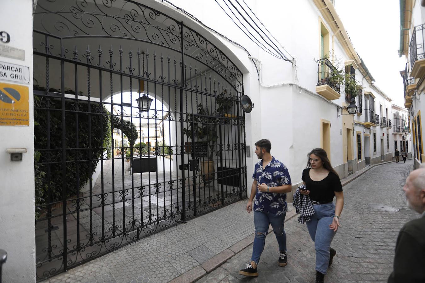 La calle Encarnación de Córdoba, en imágenes