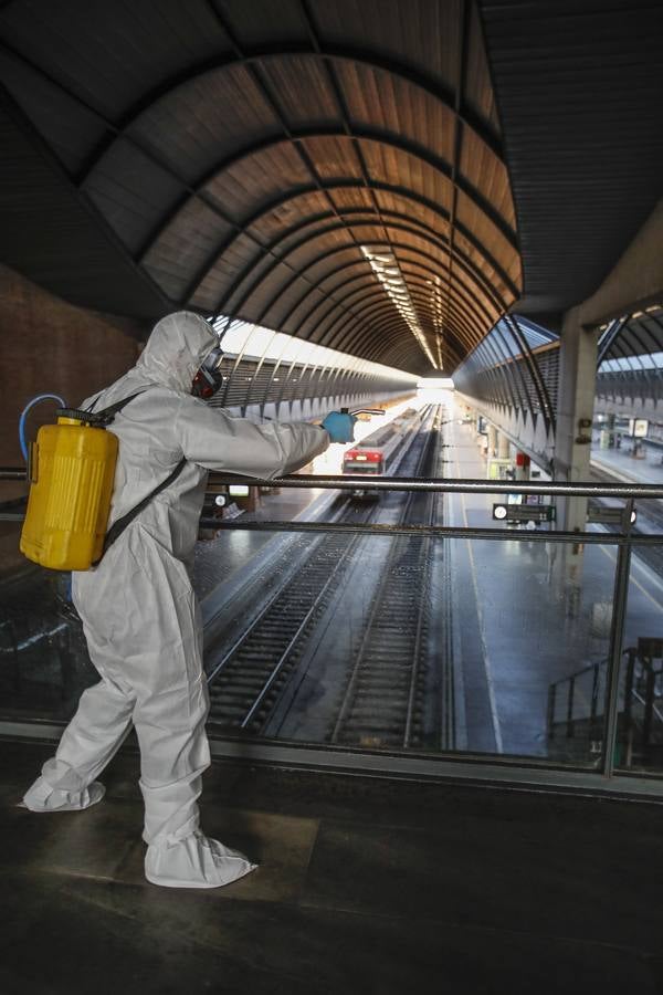 Despliegue de la UME en la estación de Santa Justa