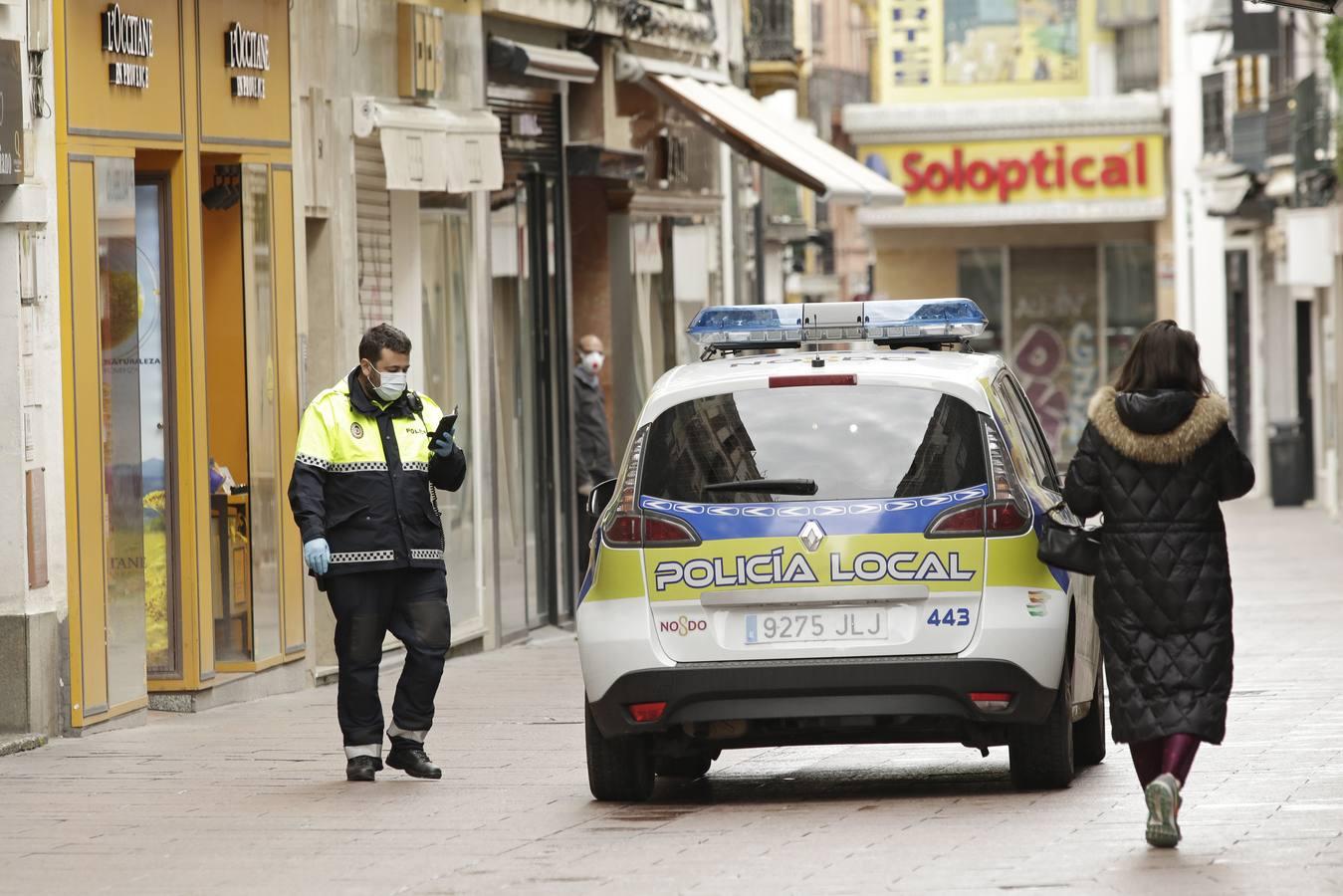 El coronavirus convierte a Sevilla en una ciudad fantasma