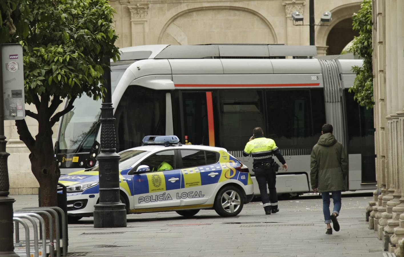 Coronavirus en Sevilla: en el trabajo, pese al Estado de alarma