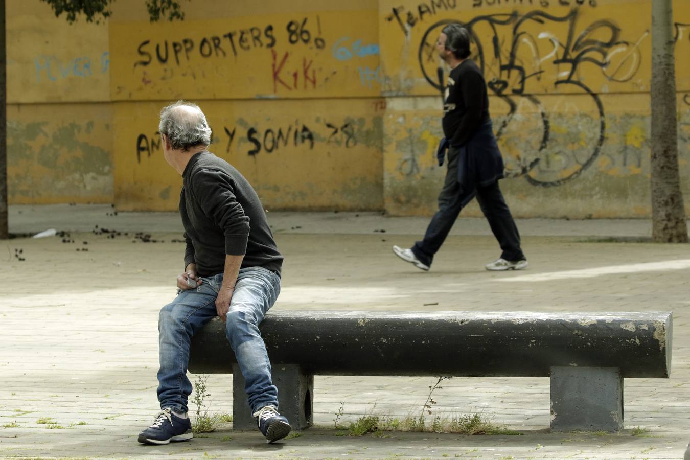 Coronavirus en Sevilla: Así se vive el estado de alarma en las Tres Mil Viviendas, el Vacie y Los Pajaritos