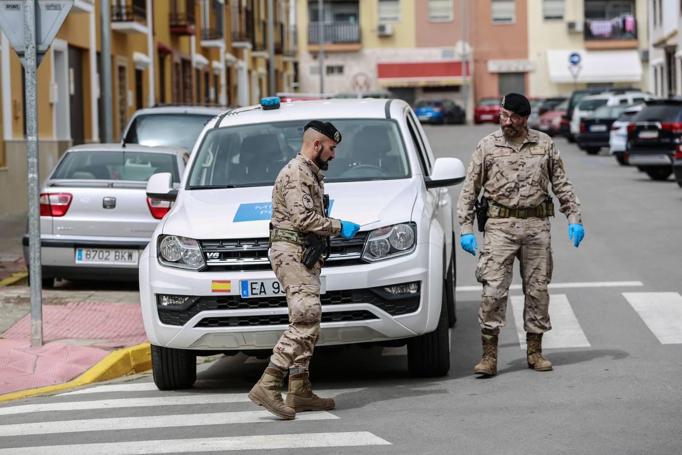 Efectivos del Ejército del Aire patrullan en Alcalá y Dos Hermanas