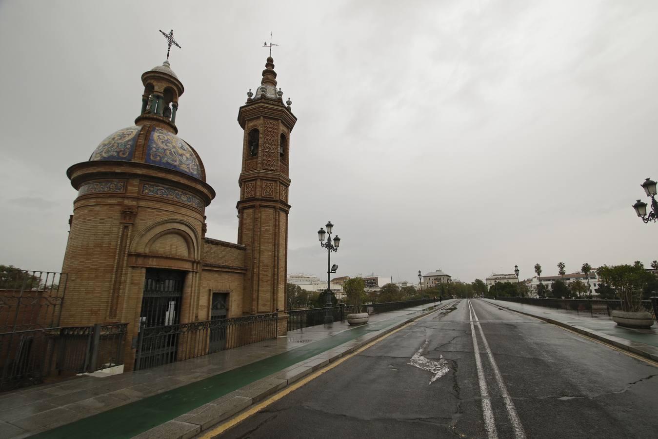 Coronavirus en Sevilla: puentes a ninguna parte