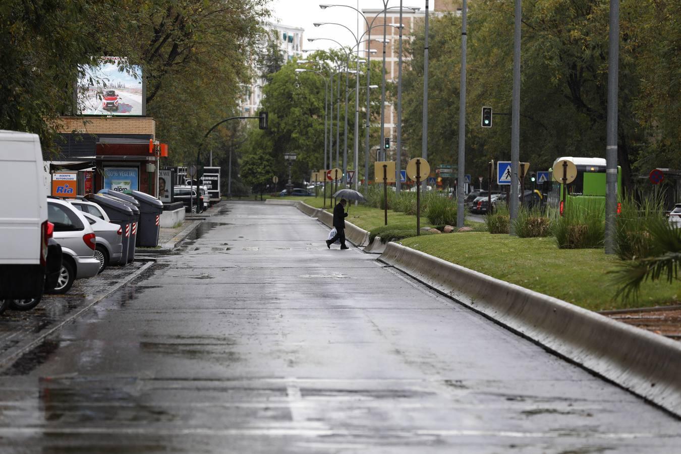 Las calles desiertas de un domingo de coronavirus en Córdoba, en imágenes