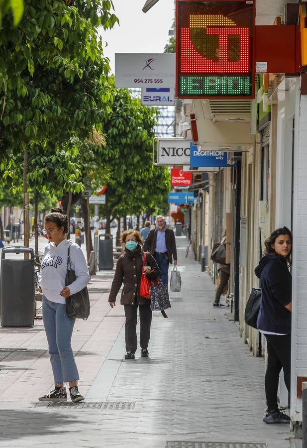 Coronavirus en Sevilla: en imágenes, el día a día en Los Remedios durante el estado de alarma