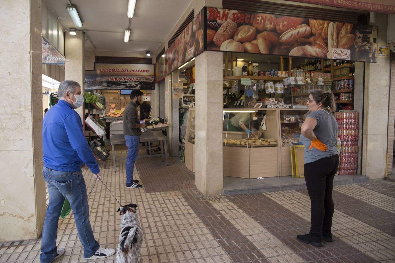 Sevilla Este y Parque Alcosa: un día de confinamiento por el estado de alarma por coronavirus