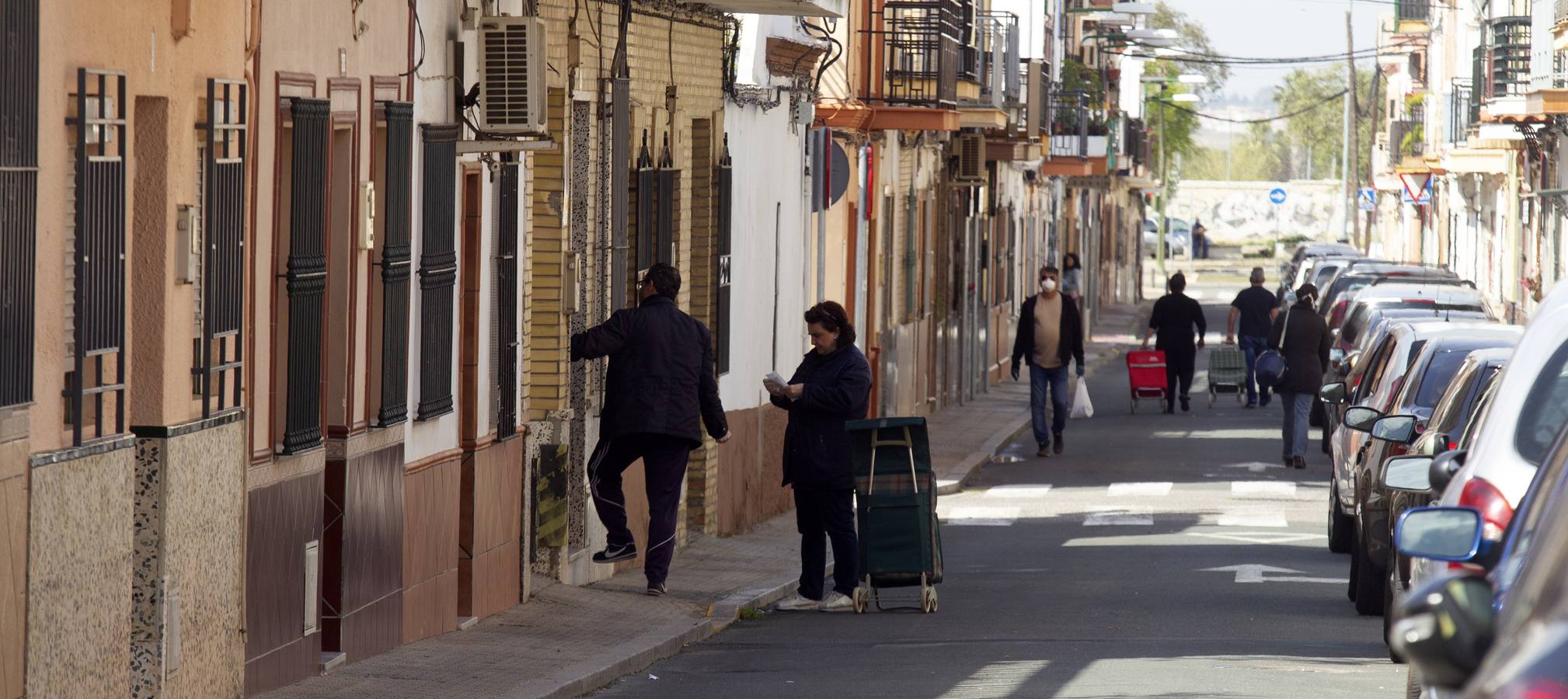 Coronavirus en Sevilla: el día a día en Bellavista durante el estado de alarma