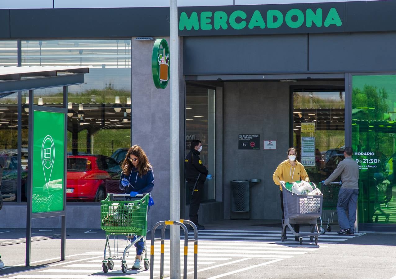 Coronavirus en Sevilla: así se vive el estado de alarma en las calles de Espartinas