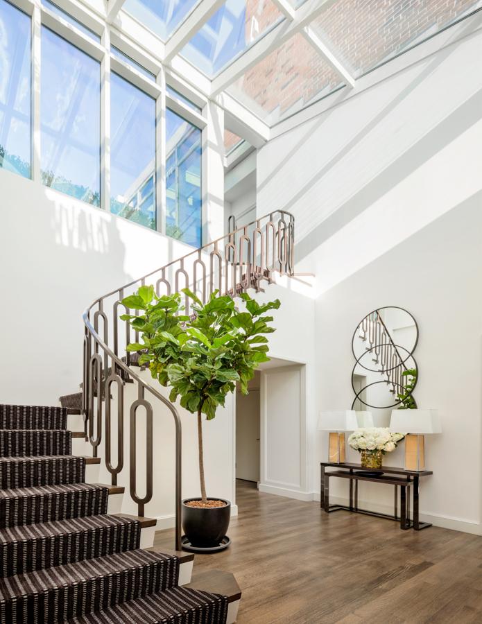 Un dúplex cargado de encanto - El hotel más caro de NY. El hotel ofrece también la posibilidad de personalizar la habitación, ya sea con otros muebles o adornos  para fiestas.