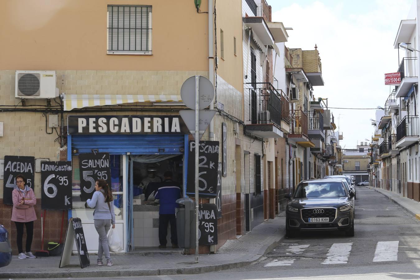 Coronavirus en Sevilla: un día en Torreblanca durante el estado de alarma