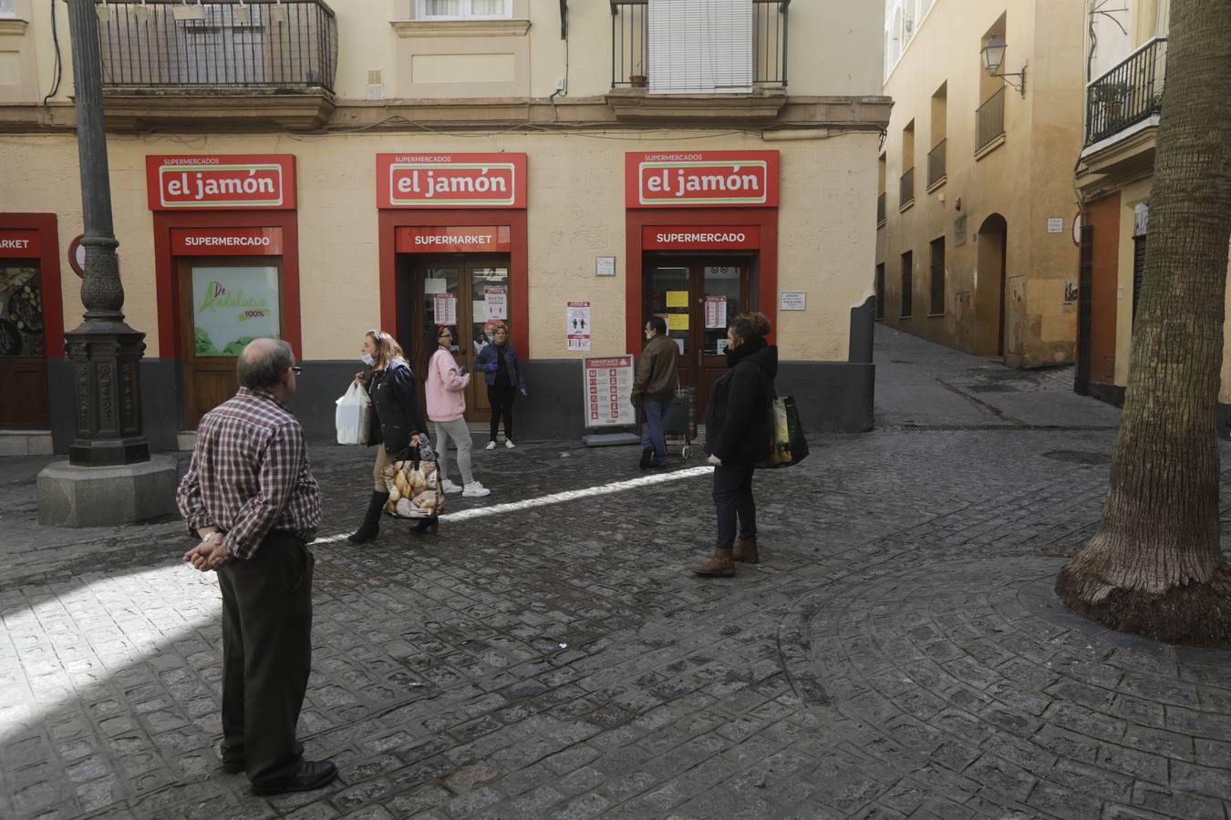 FOTOS: Las imágenes atípicas de una ciudad de Cádiz en Estado de Alarma