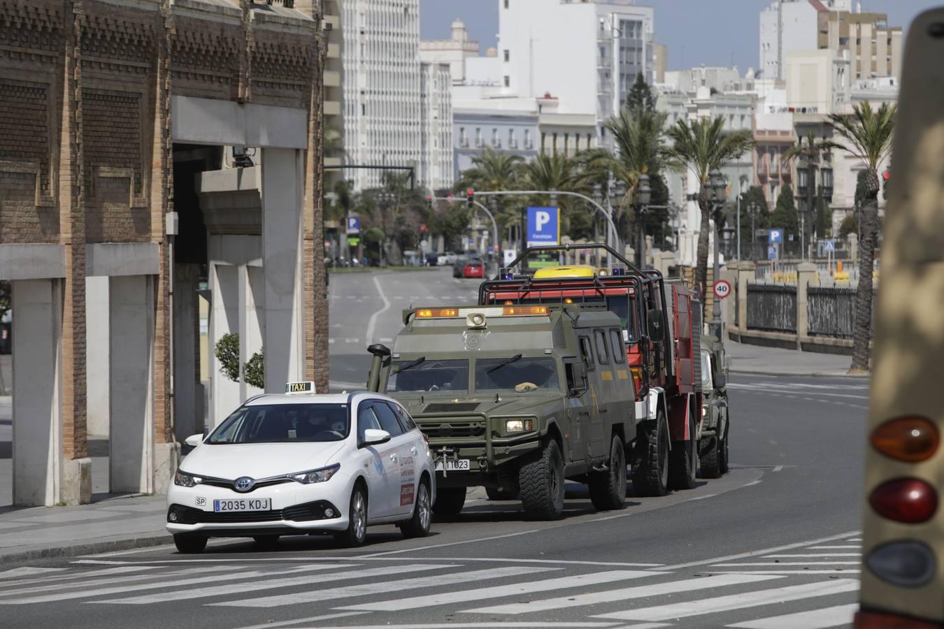 FOTOS: Las imágenes atípicas de una ciudad de Cádiz en Estado de Alarma