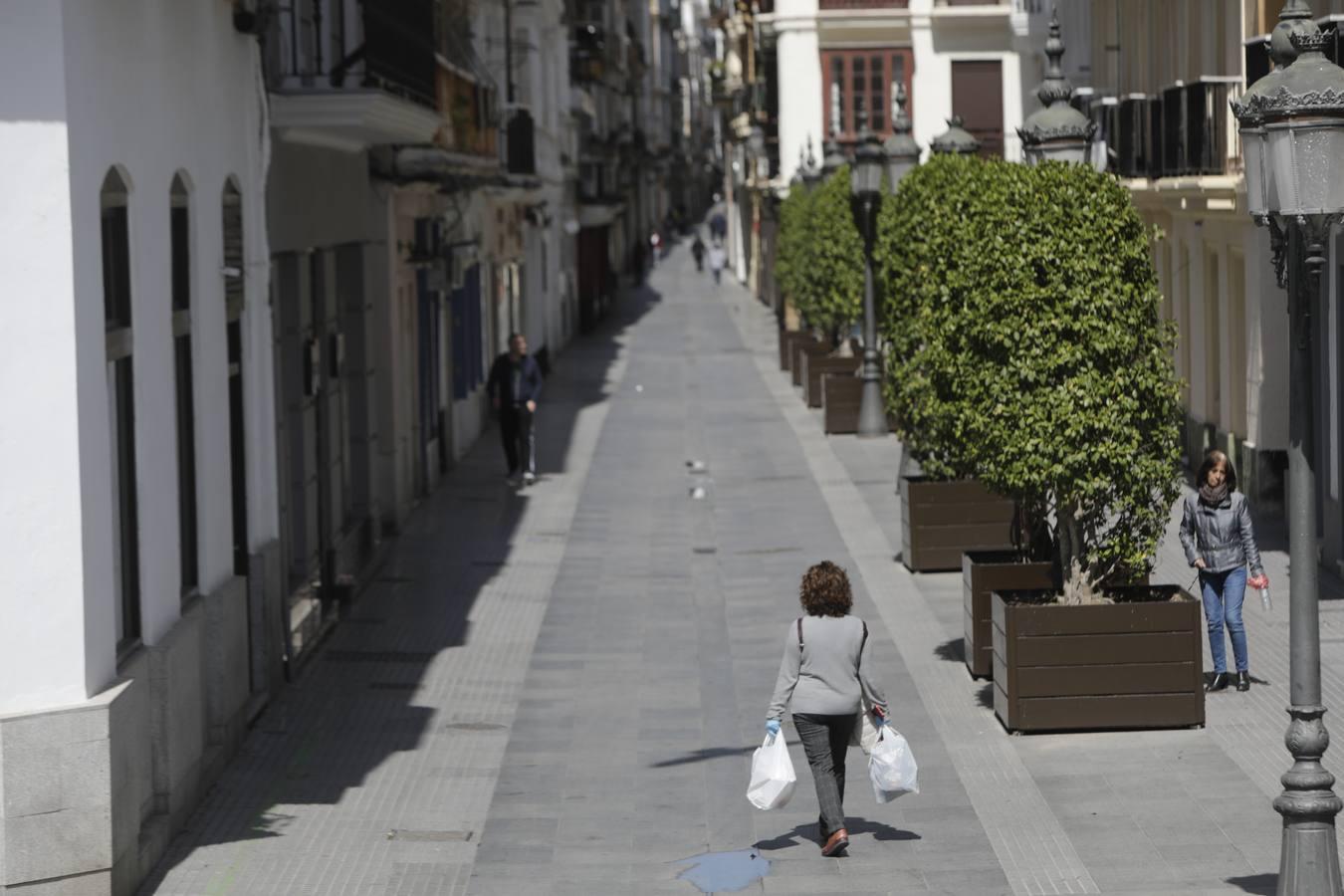 FOTOS: Las imágenes atípicas de una ciudad de Cádiz en Estado de Alarma