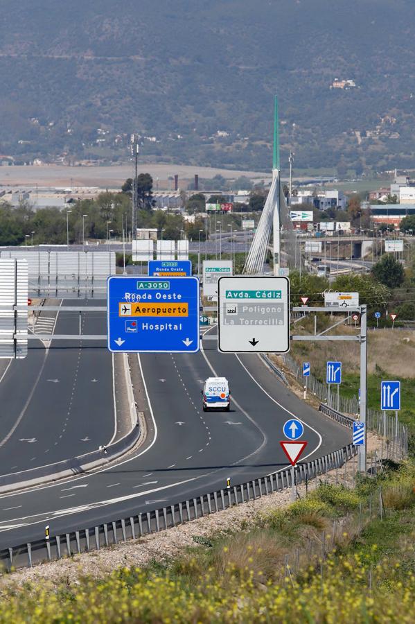 Las carreteras vacías de Córdoba por el coronavirus, en imágenes