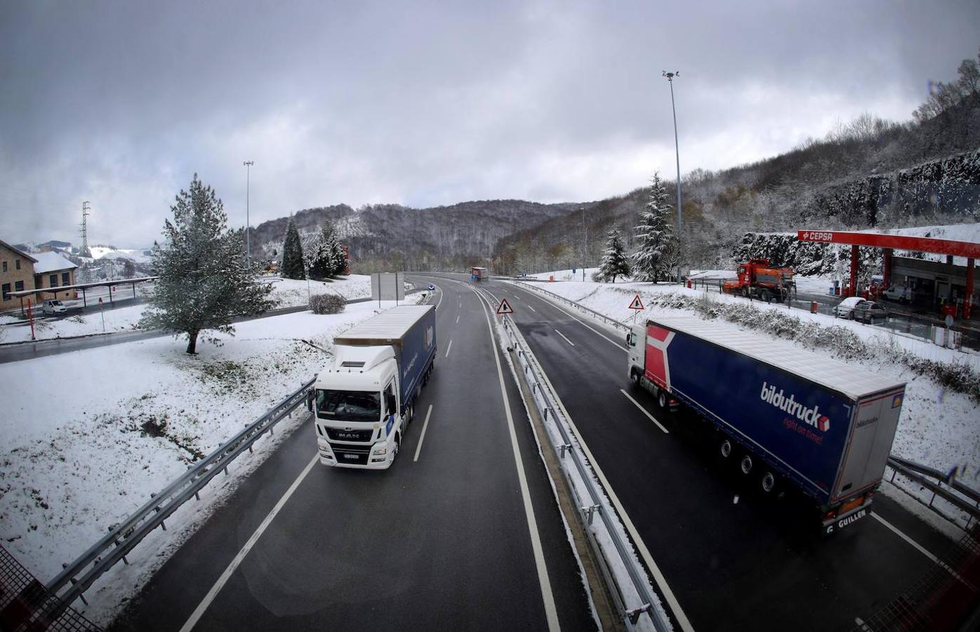 Nieve en la Autovía de Leizarán. 