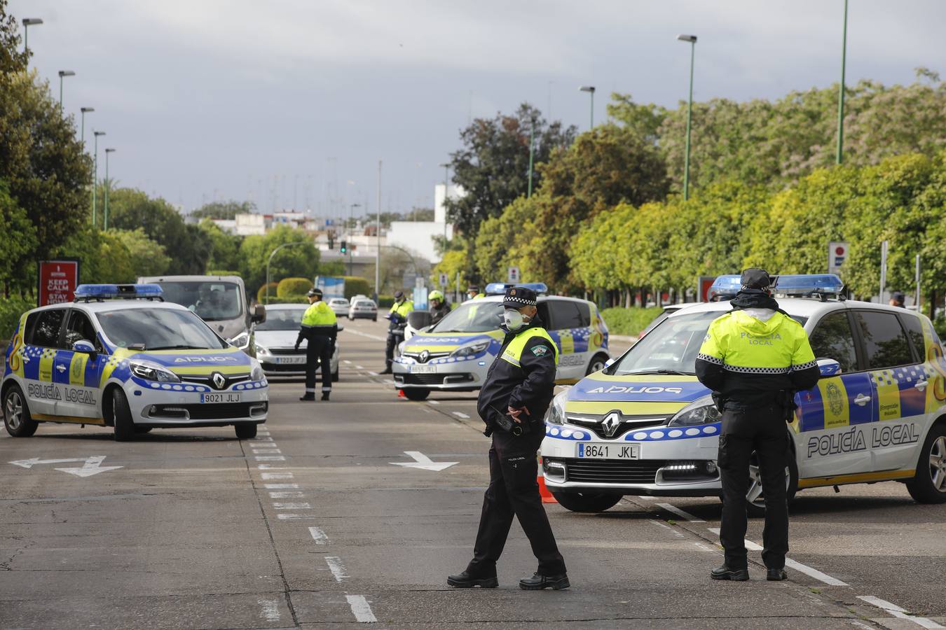 Coronavirus en Sevilla: la Policía controla también a las personas que se desplazan en transporte público