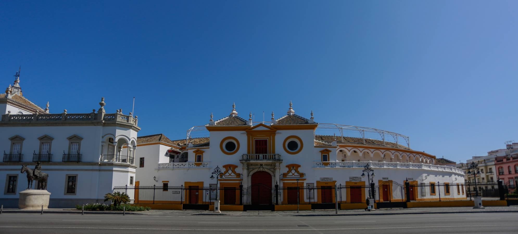 Coronavirus en Sevilla: Así vive el Arenal el estado de alarma