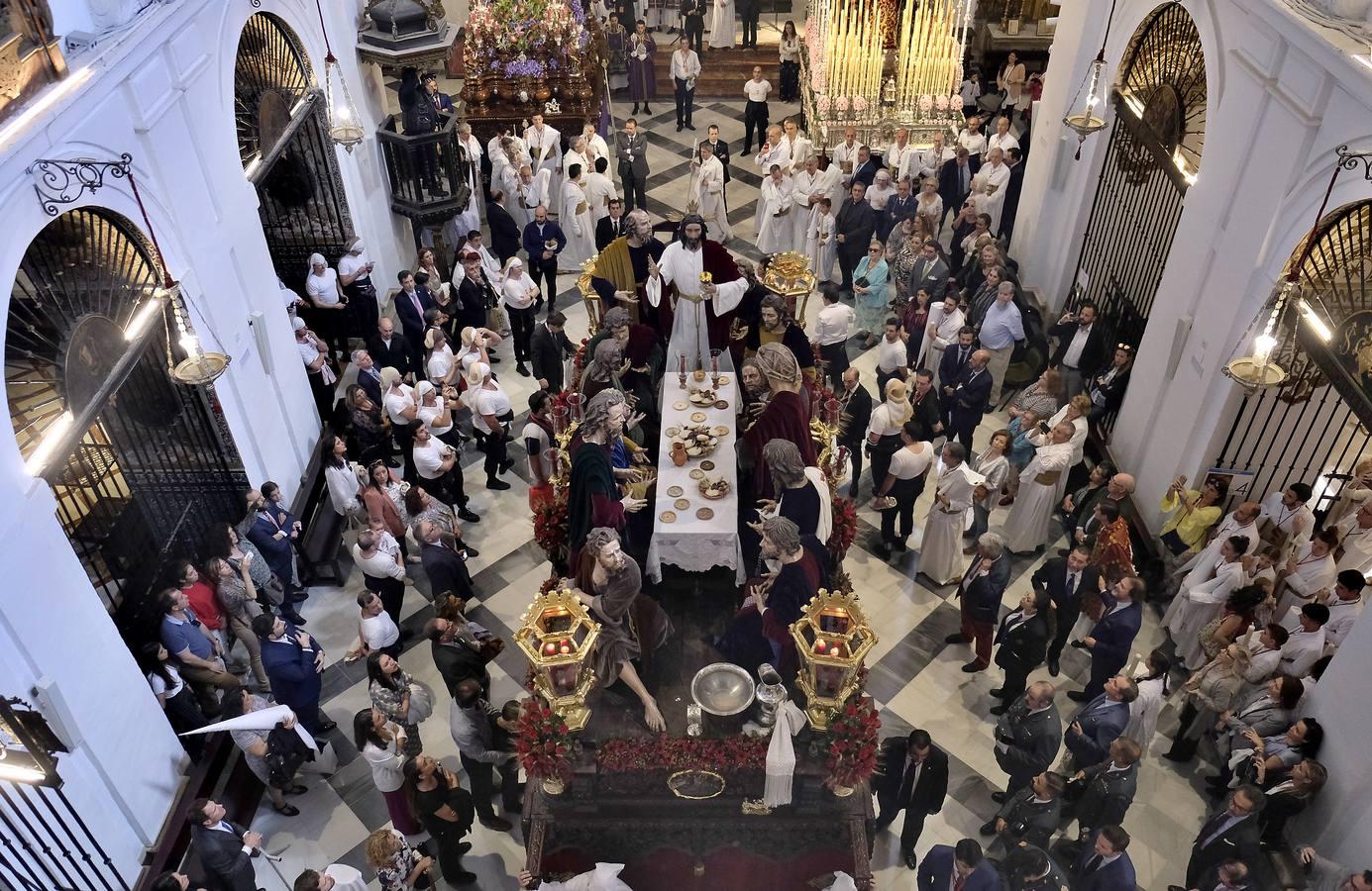 El misterio de la Cena desde el coro de los Terceros. 