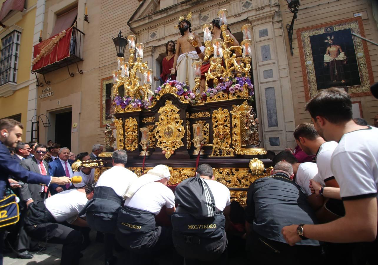 Así sale el misterio de Jesús Despojado. 